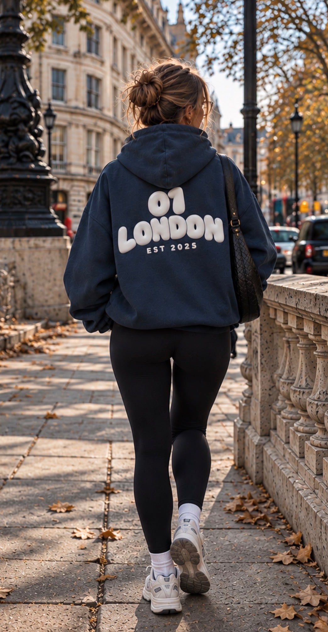 01 Icon Oversized Hoodie